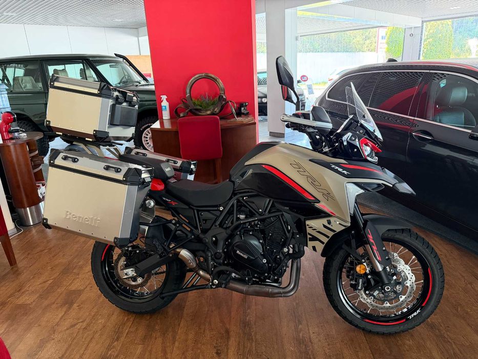 Benelli TRK 702 X