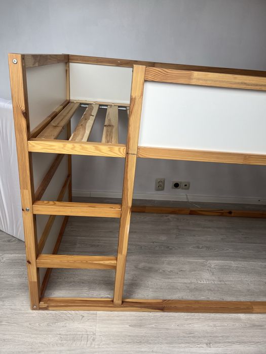 Łóżko pietrowe Ikea z materacem