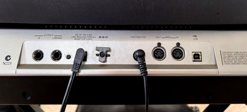 Plano digital Roland EXR-7