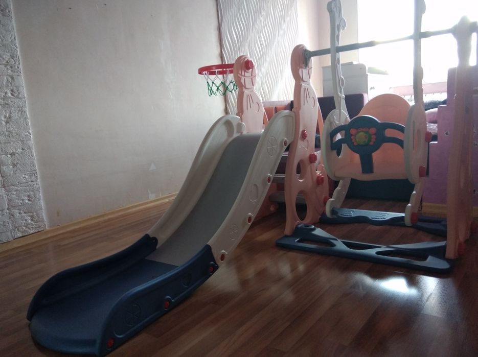 Дитяча гірка-гойдалка Bambi нова