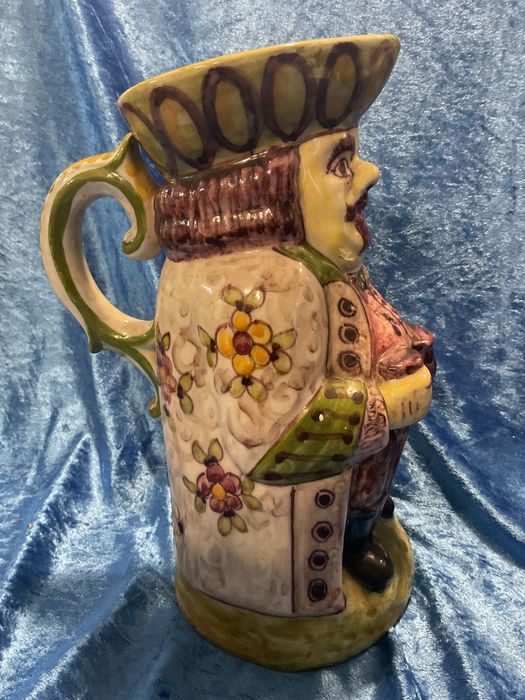 Tobi jug  vintage altura de 26 cm    Anúncios abaixo
