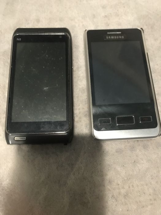 Nokia N8 Samsung H9100