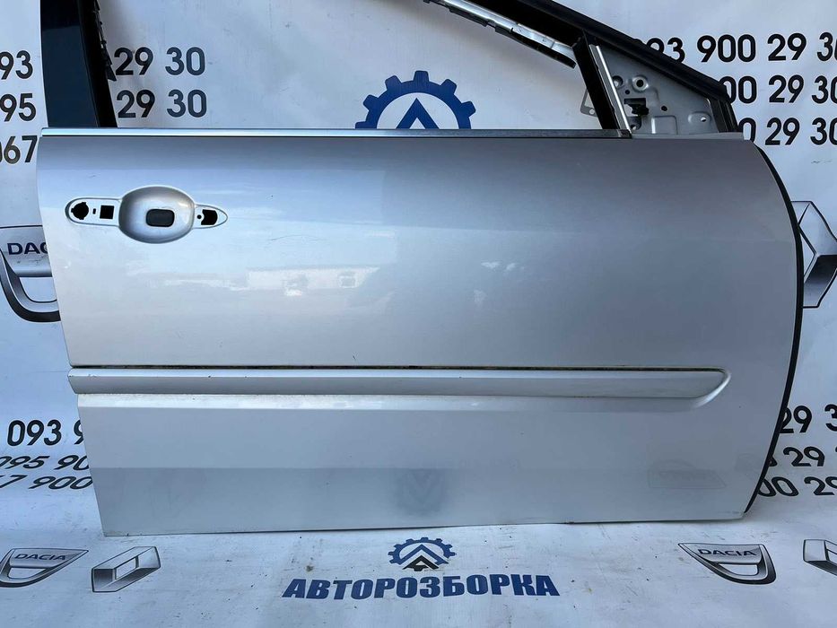 Дверка Передня Права Renault Laguna 3 (Рено Лагуна 3) 2007-2015р