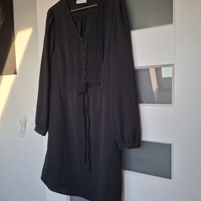 Sukienka Reserved 40