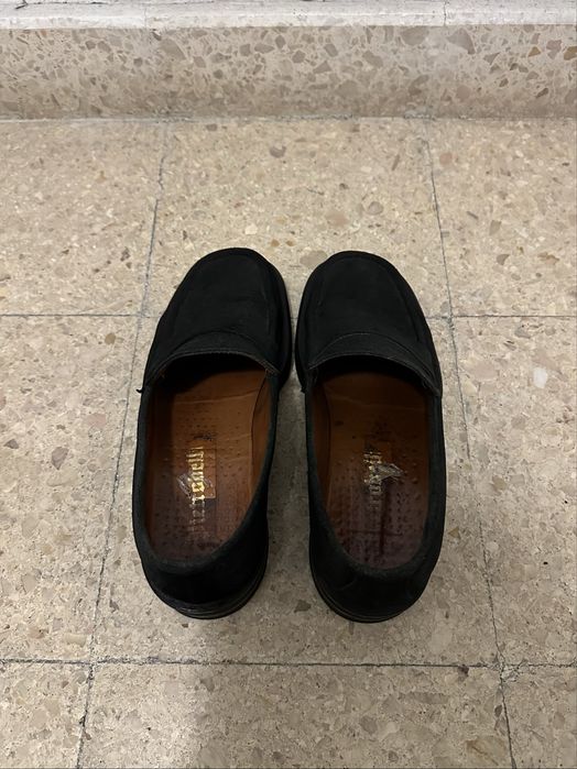 Sapatos homem, em camurça, pretos. Tam:40
