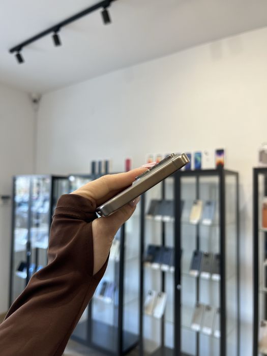 Telefon iPhone 15 PRO MAX 1TB Szary Apple Gwarancja iTrade