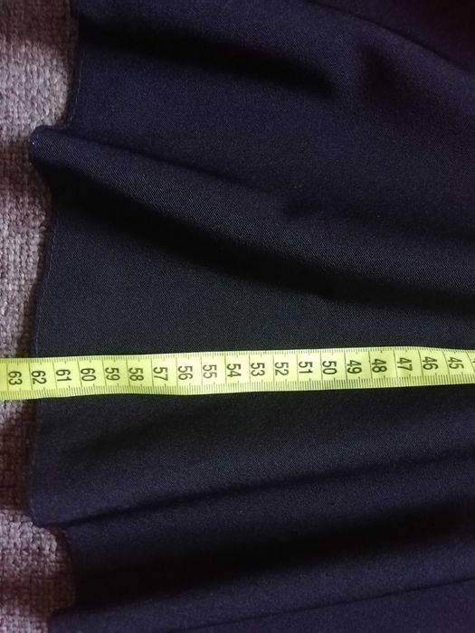 Продам шкільне плаття/платье в школу на дівчинку р. 110 - 116.