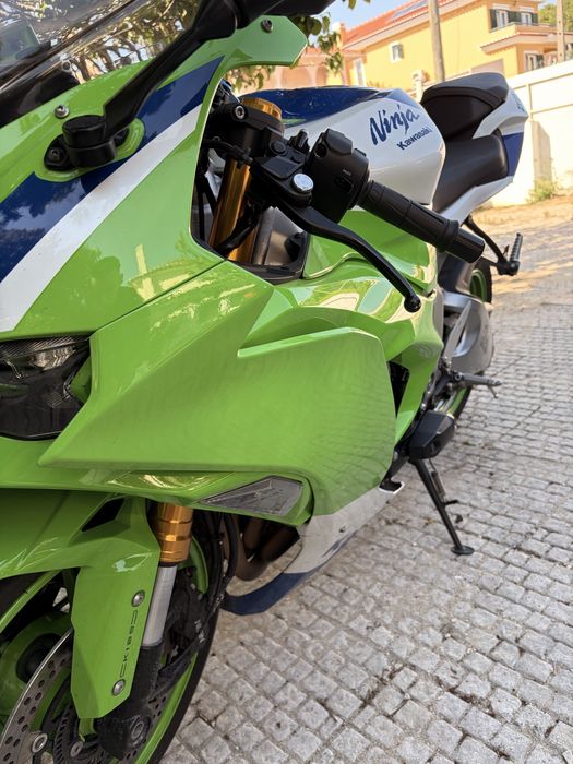 Kawasaki Ninja ZX6R 2024