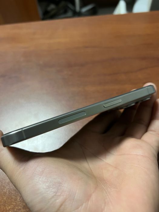 Продам Iphone 15 pro, 512gb