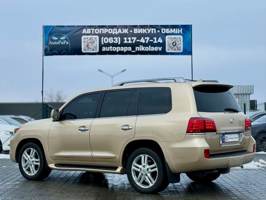 Lexus LX 570, повністью обслугований, в рідній фарбі
