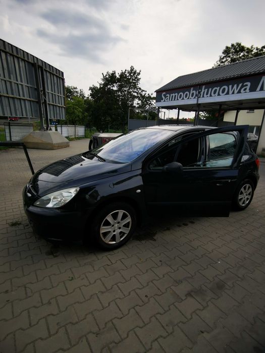 Peugeot 307 2004r. 1.4 benzyna