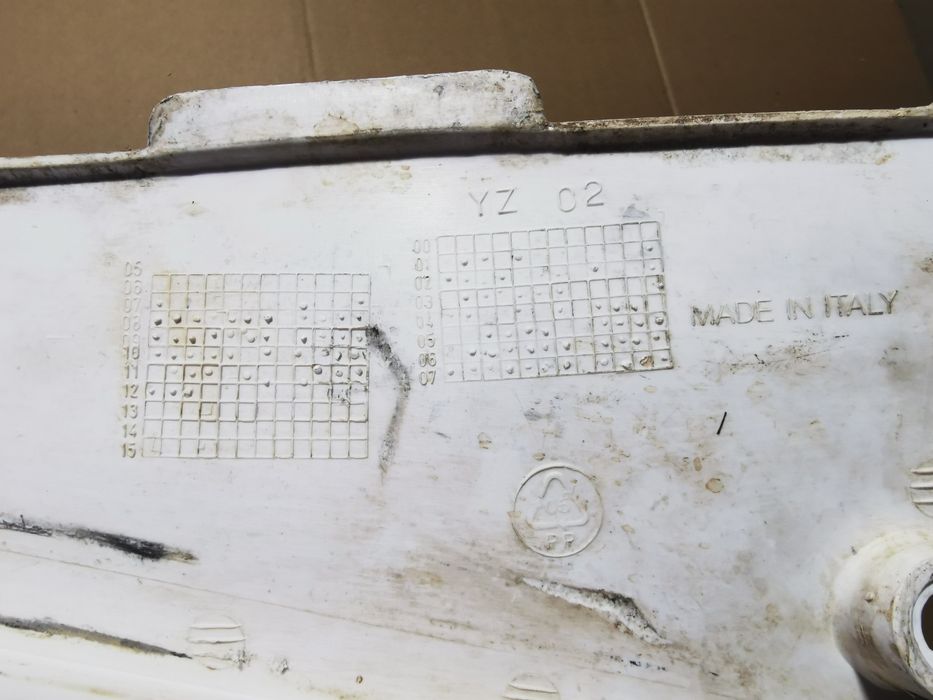 Yamaha yz 125 osłona owiewka panel tył lewy
