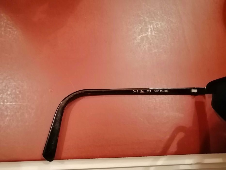 Óculos de sol DKNY senhora