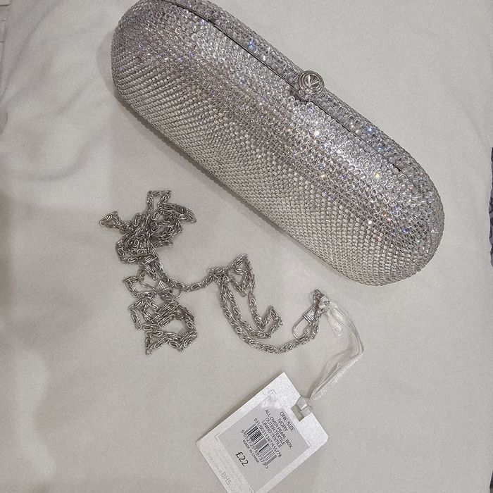 Клатч  со стразами в камнях