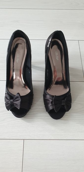 Czarne szpilki Jennifer rozm 41 SUPER stan na szerszą stopę