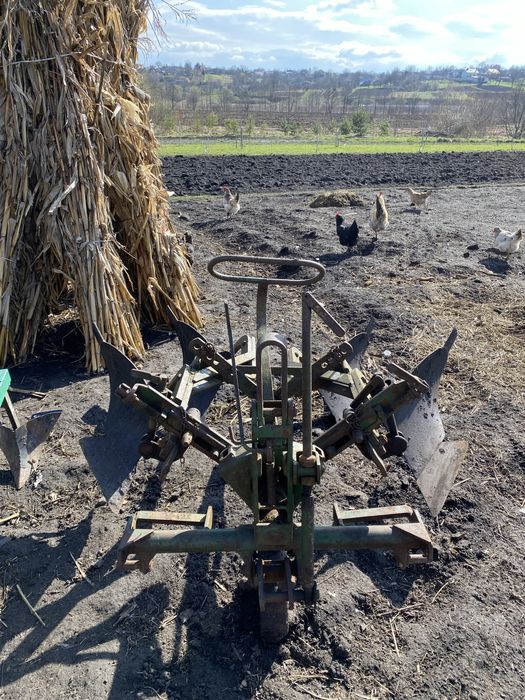 Плуг оборотний 2по25  Fella Victormat II 500.