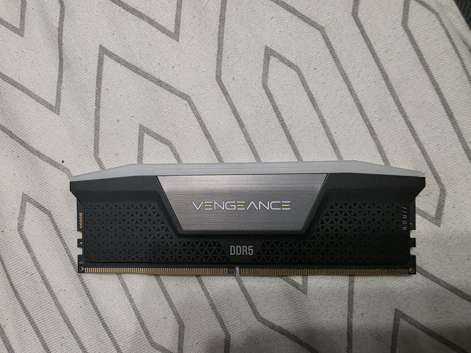 Corsair venegance ddr5 6000mhz cl30
