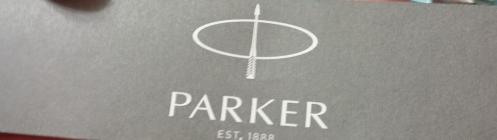 Parker Jotter с украинским тризубцем
