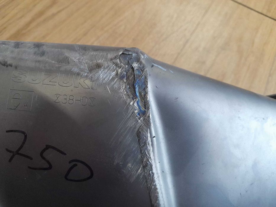 ESCAPE OEM SUZUKI GSXR 6 0 0 7 5 0 08-11