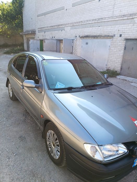 Продам Рено Меган 1