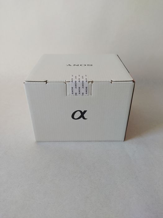 Фотоапарат Sony ZV-E10 body Black Новий!