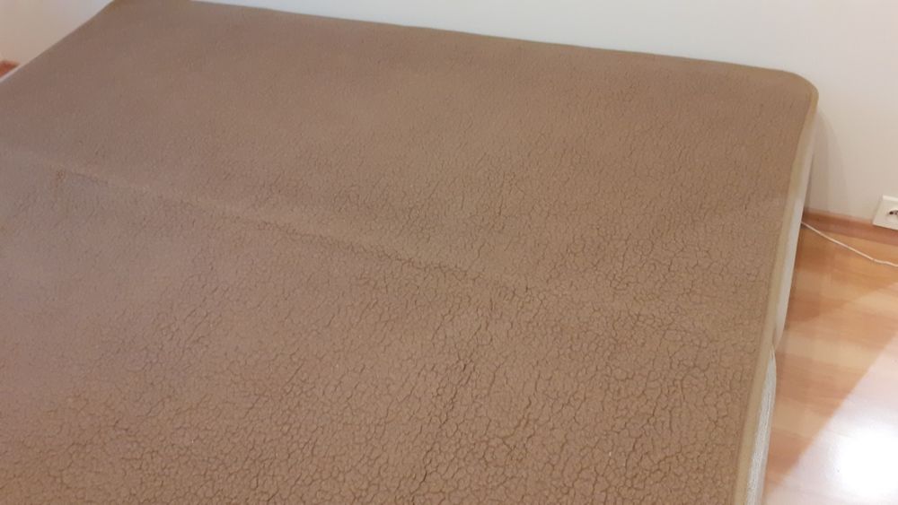 Kołdra  dwustronna z naturslnej wełny