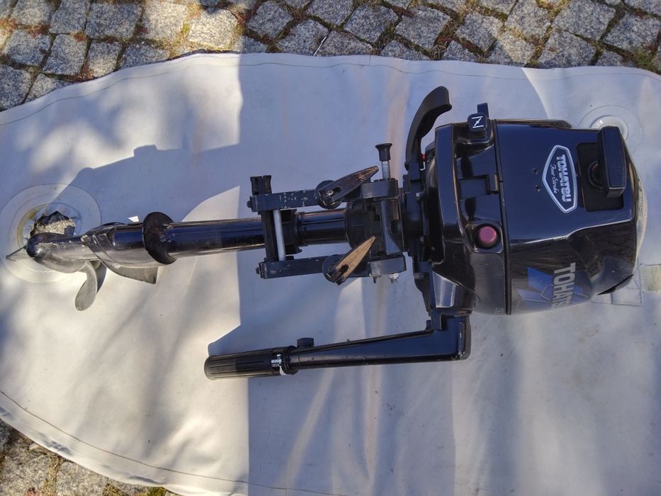 Ponton z silnikem TOHATSU 2.6 KW