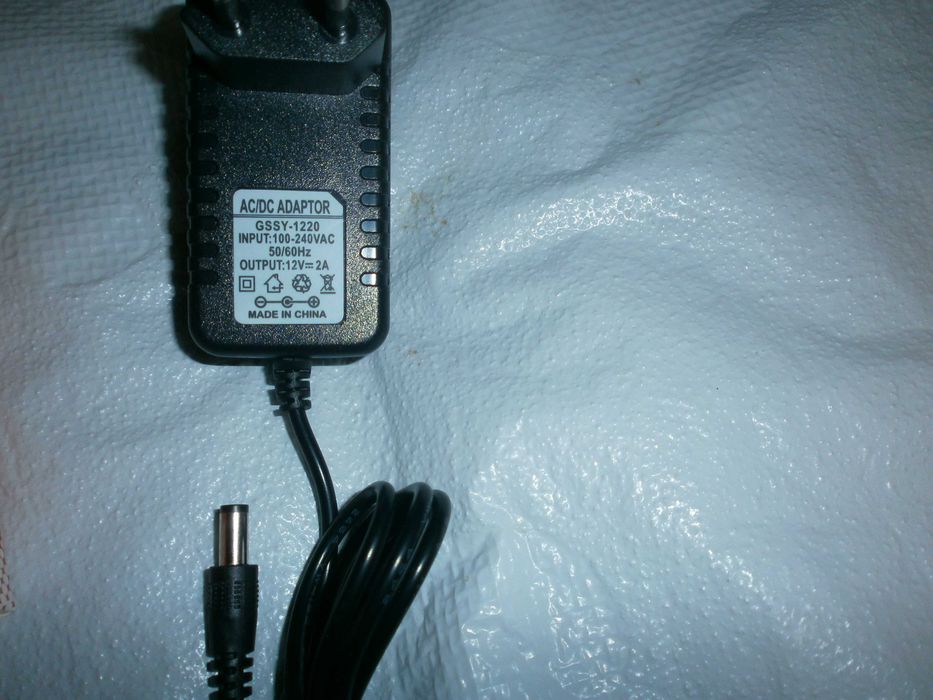 Адаптер,мережевий блок живлення 12v 2A 5.5mm*2.5mm