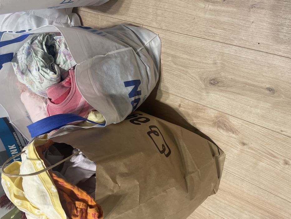 Duza torba ciuchow dla dziewczynki 116-122