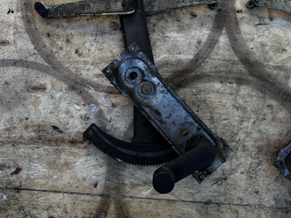 Склопідйомник опель вектра А opel vectra A