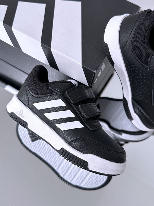 Качественные стильные кроссовки Adidas 19/20/22/23/24/25/26р