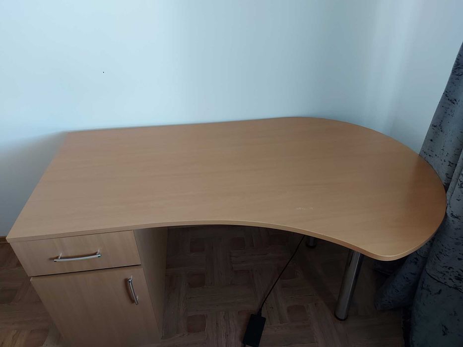 Стол письменный большой