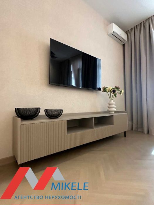 Без% Оренда 3к82м2 Микільсько-Ботанічна 17/19 Університет Бот.сад