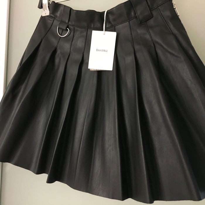Спідниця жіноча від BERSHKA