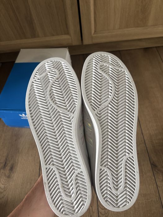 Adidas superstar bialo kolorwe