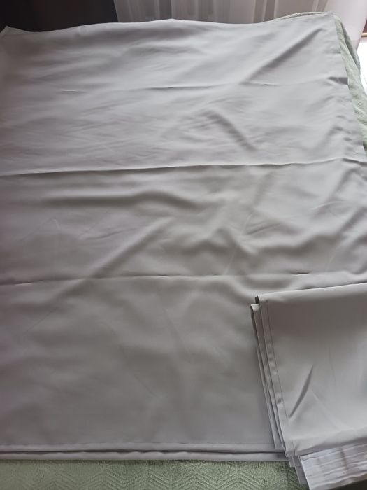 Продам шторы 2,5 на 1,4 м