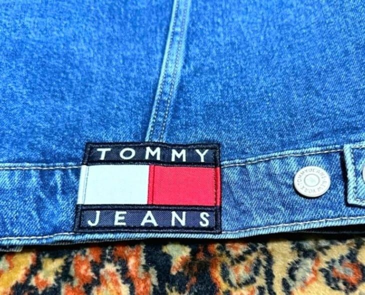 Casaco da ganga Tommy Hilfiger. Tamanhos S/M 85€