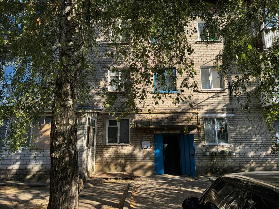 Продам 3-кімнатна квартира з меблями, технікою та автономним опаленням