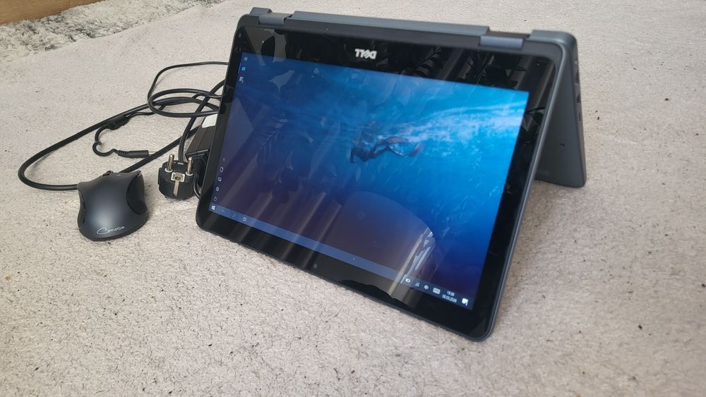 Laptop DELL 11" 2 w 1 dotykowy
