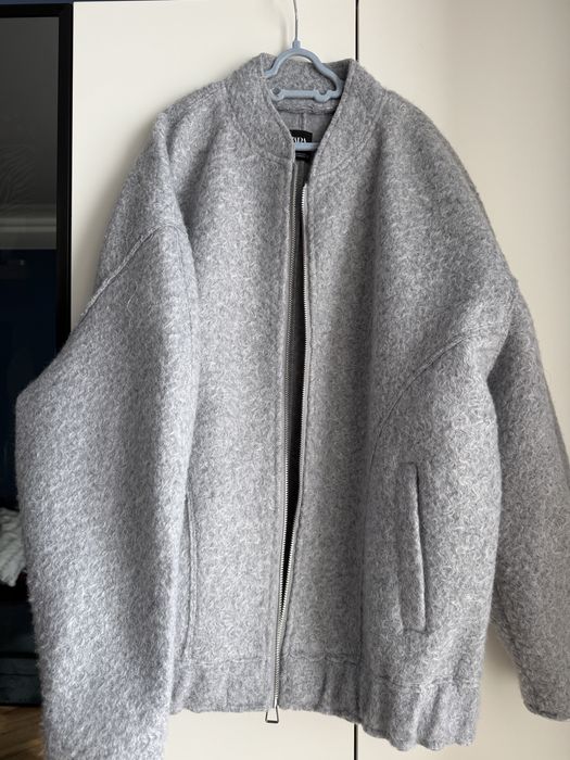 Бомбер  куртка Zara