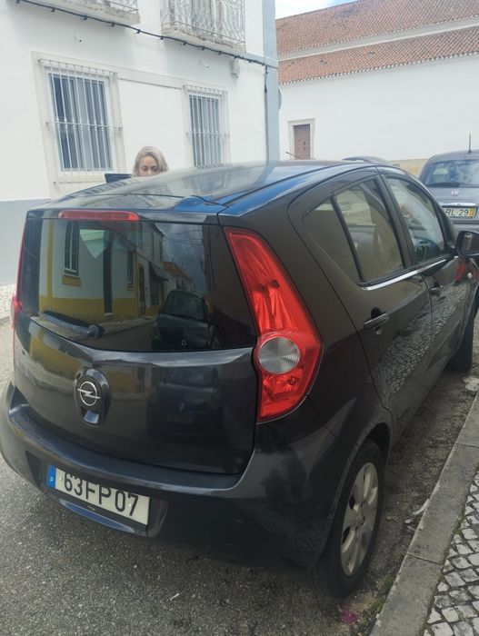 Opel Agila 2008    1.0
