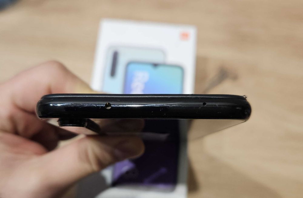 Redmi Note 8, 4/64, czarny, ładny stan, okazja