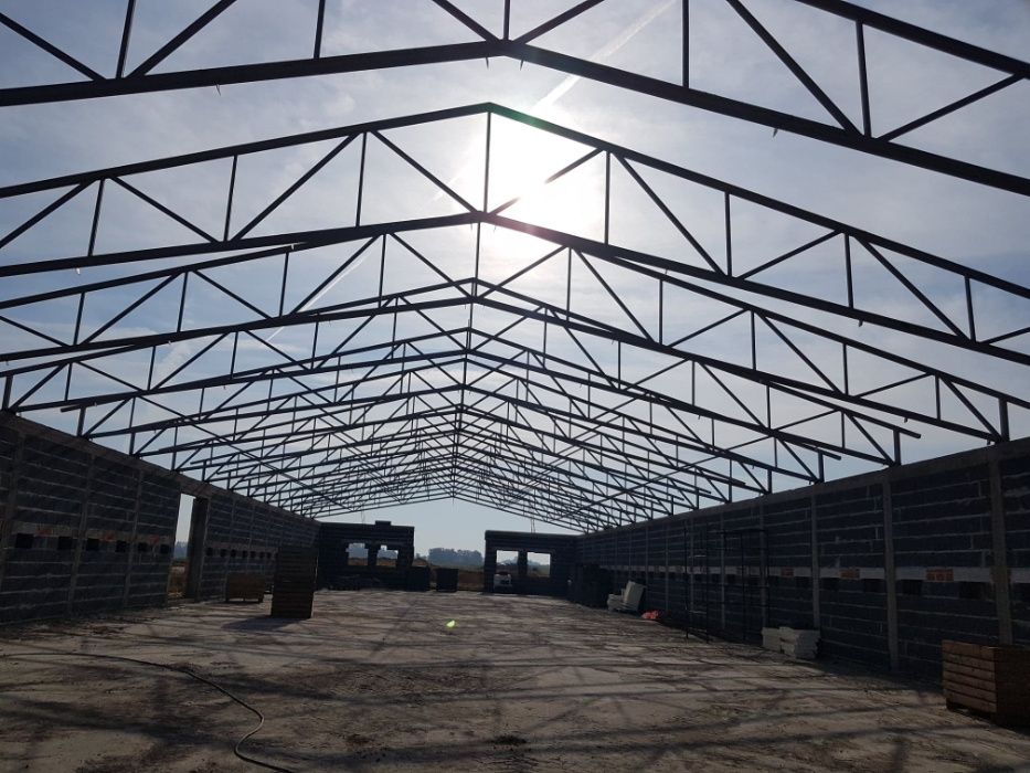 Wykonanie i montaż konstrukcji stalowych