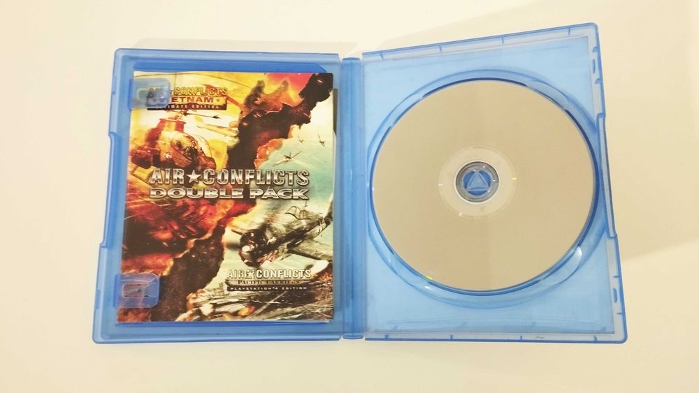 PS4 - Air Conflicts - Double Pack - Completo com Manuais