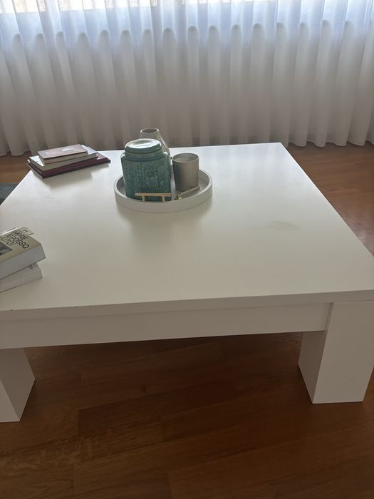 Mesa de centro branco