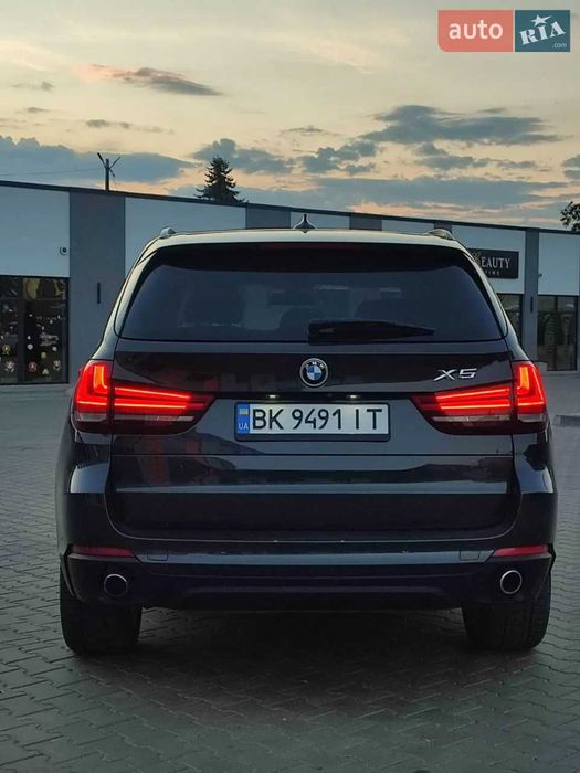 Автомобіль BMW X5 2016
