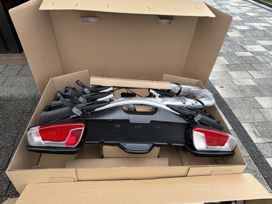 Volvo Thule Coach 276 926 + adapter Bagażnik na Hak 4 Rowerowy