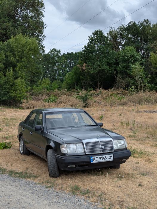 Mercedes- Benz W124