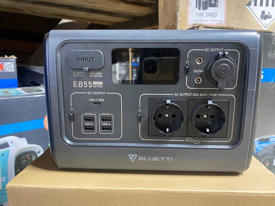 Портативна зарядна станція Bluetti EB55 700W 537Wh