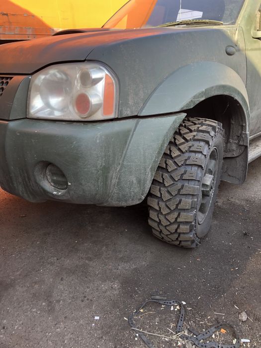 Шина 245 70 16 грязьова болотна резина МТ Trepador 4x4